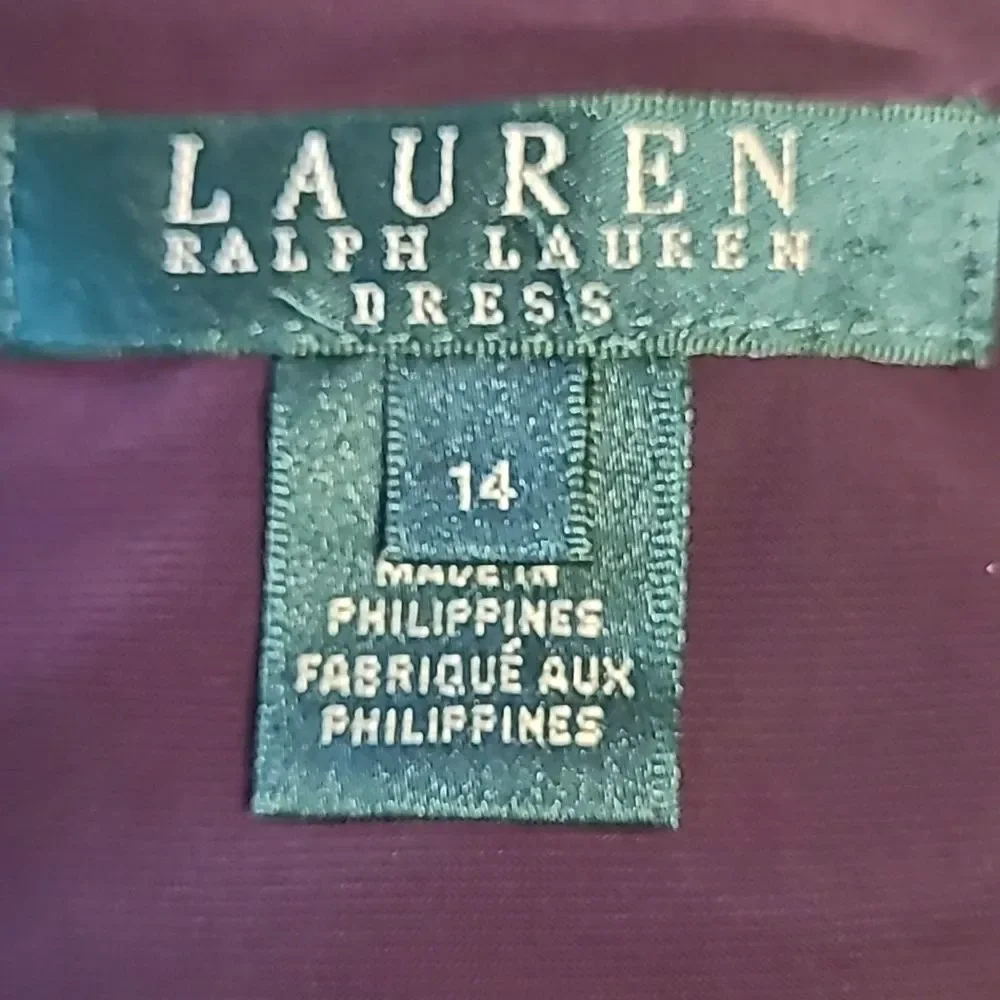 Ralph Lauren Cocktail A-Line Swing Dress Plunge V-Neck Knee Length Short Sleeve